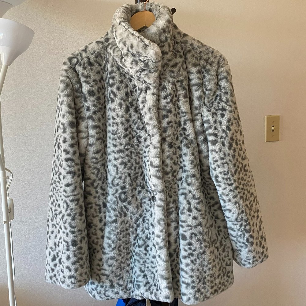 Leopard Print Faux Fur Coat (Kenneth Cole)